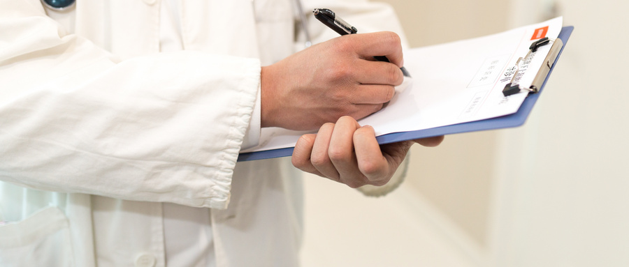 白內(nèi)障檢查