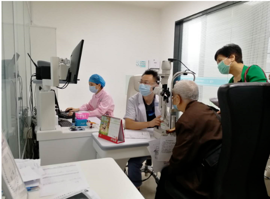 白內(nèi)障手術