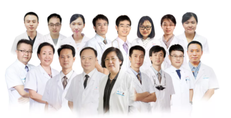 廈門(mén)眼科中心眼底病?？漆t(yī)生團(tuán)隊(duì)